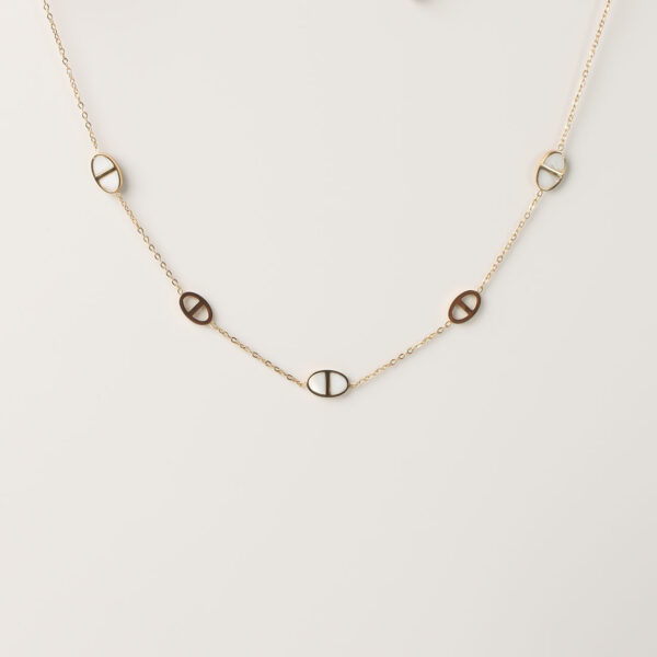 Collier Olivia