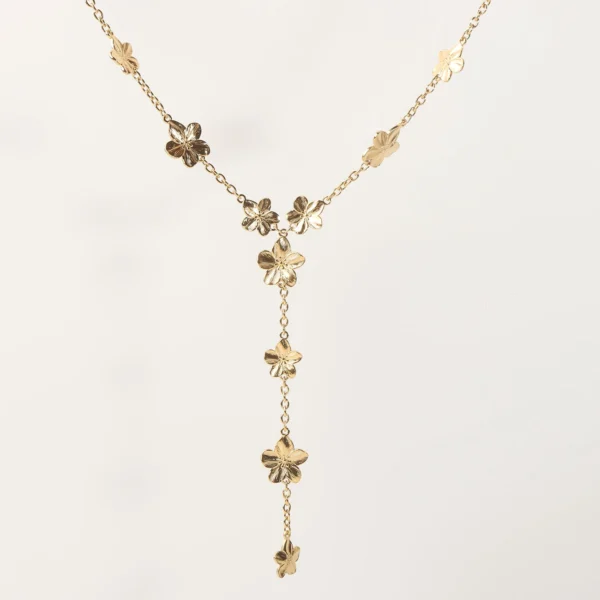 Collier Courtney