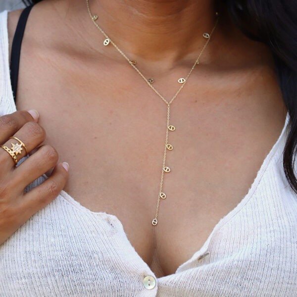 Collier Britta